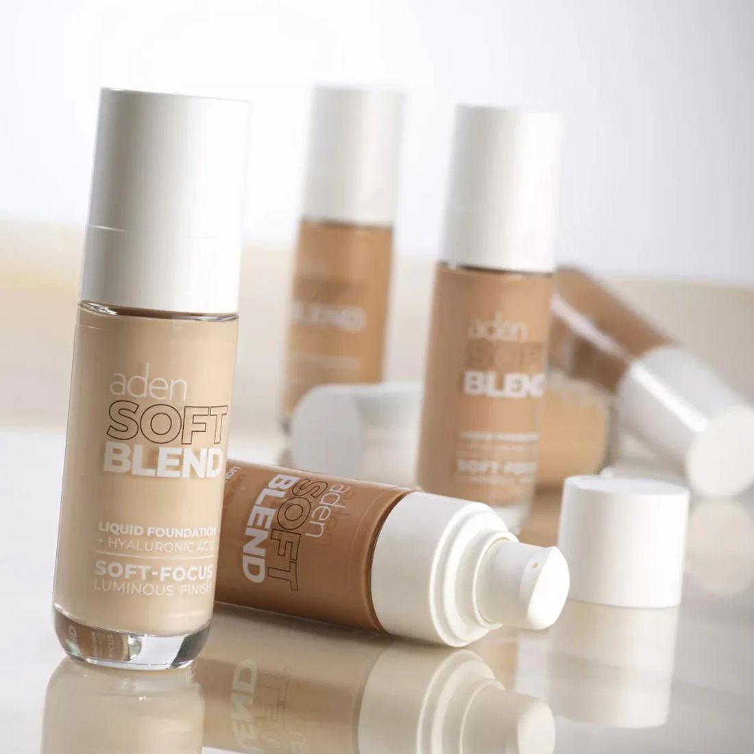 Aden Soft Blend Liquid Foundation 01 Porcelain (Porselen)