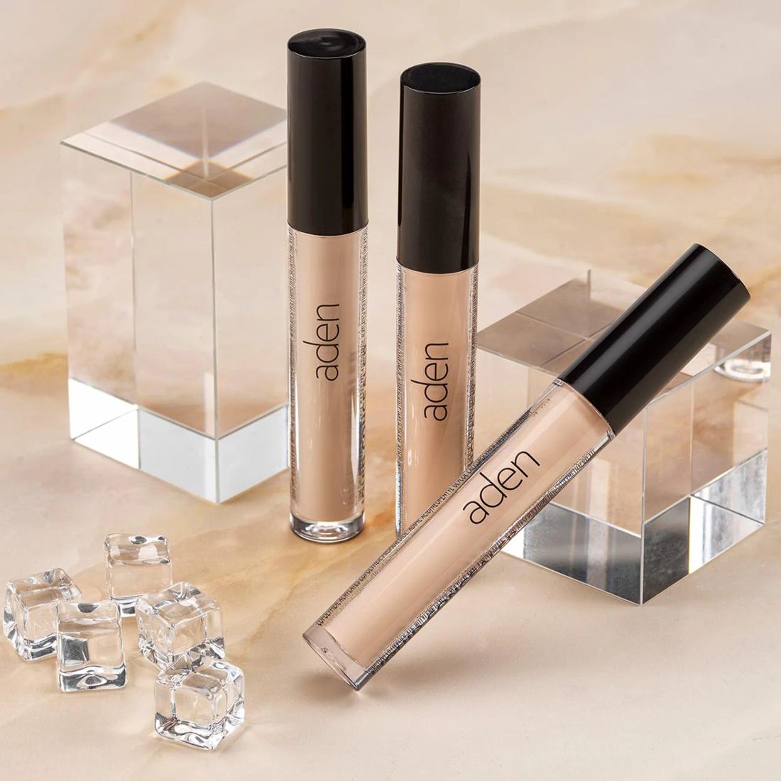 Aden Liquid Concealer 01 Light (Açık)